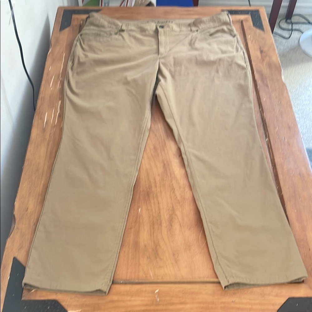 Columbia Polymide Pants Size 42